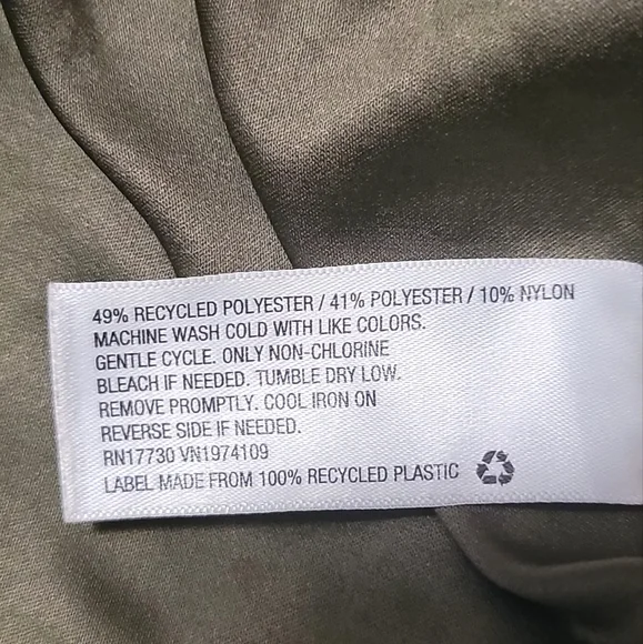 Wild Fable Cargo Pants Size Medium EUC - Picture 6 of 7